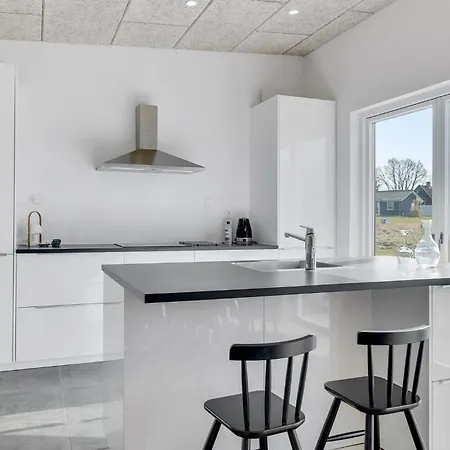 3 Bedroom Beautiful In בית נופש הדרסלב