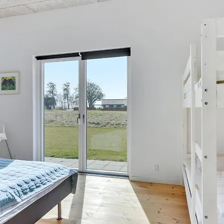 בית נופש 3 Bedroom Beautiful In *