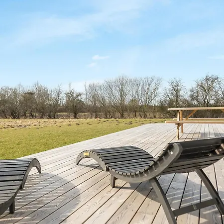 3 Bedroom Beautiful In הדרסלב