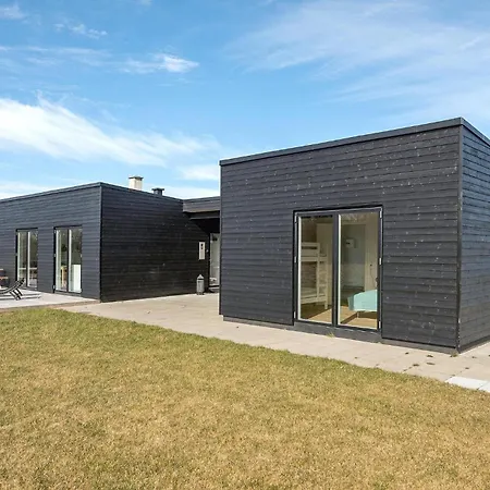 Hébergement de vacances 3 Bedroom Beautiful In *