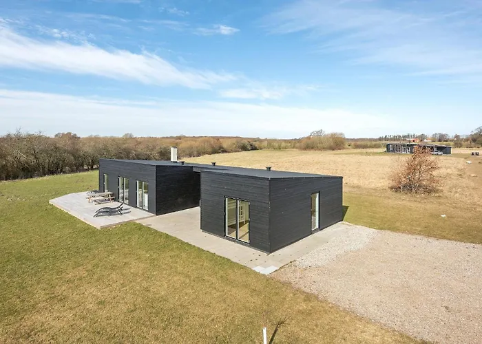 3 Bedroom Beautiful In * Haderslev