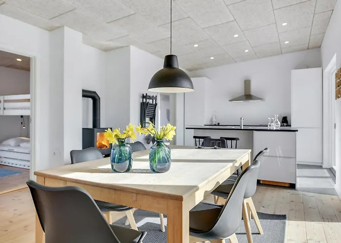 Vakantiehuis 3 Bedroom Beautiful In Haderslev