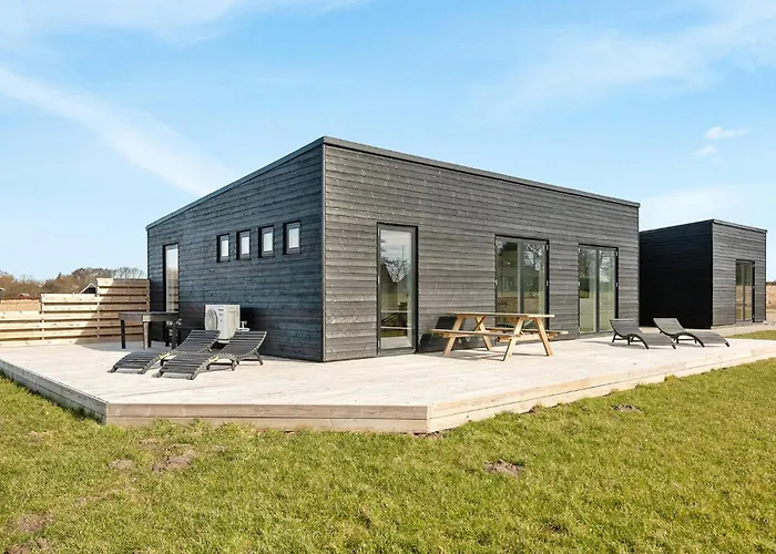 Vakantiehuis 3 Bedroom Beautiful In Haderslev